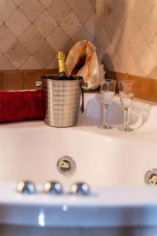 Villa Estilo Mediterranea Con Piscina, Jardin, Bbq Y Jacuzzi - Villa Bel Air Real Estepona